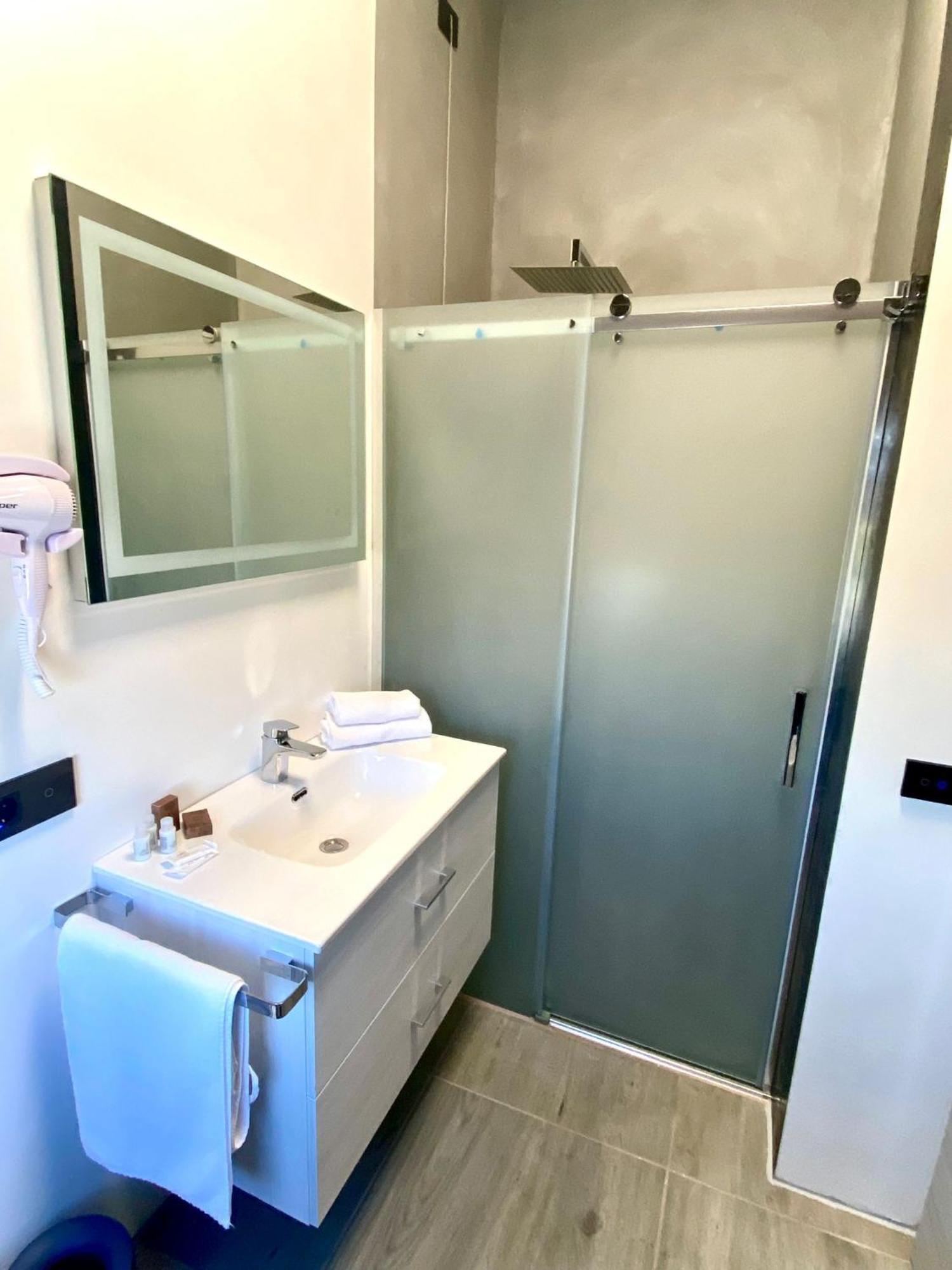 Hotel Tech بريمبيت المظهر الخارجي الصورة